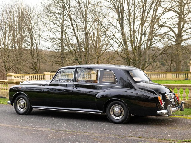 Автомобили RM Sotheby’s. Картинки с аукциона. Июнь 2024