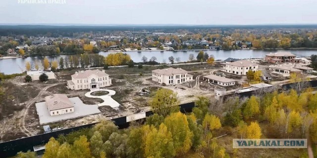 Экс-главу офиса Зеленского Андрея Ермака заподозрили в легализации 460 миллионов гривен