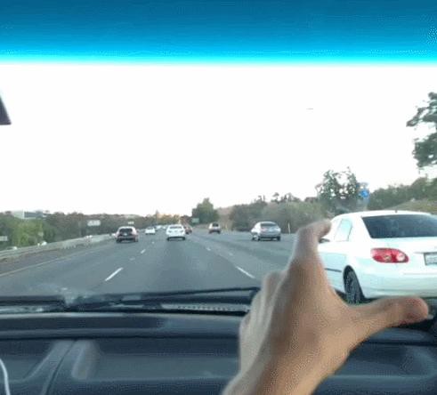 Когда скучно за рулем...