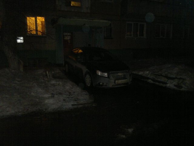 Припарковалась и заблокировал подъезд! Я ж не знала!