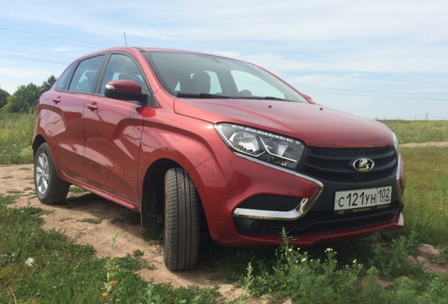 Первые болячки:на что жалуются владельцы LADA XRAY
