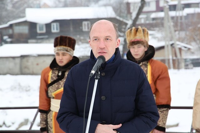 Главу Республики Алтай срочно госпитализировали – он месяц не выходил из запоя
