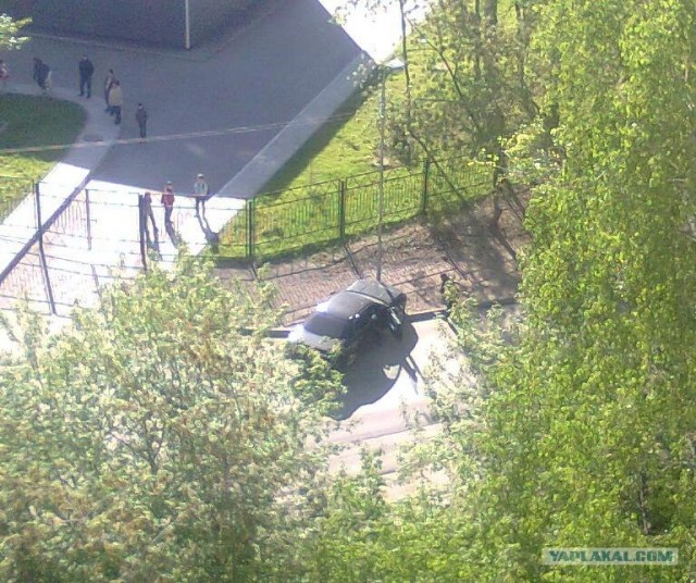 Пацанчик и пешеходы