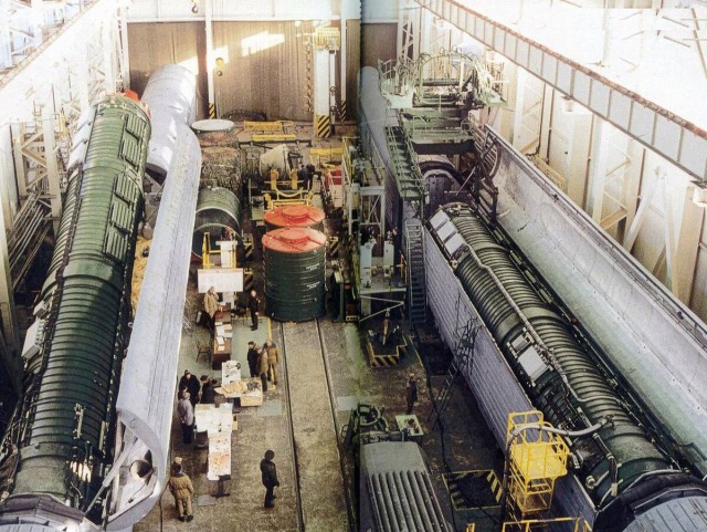 Ядерный ракетный поезд РВСН: БЖРК "Молодец" или Поезд №0