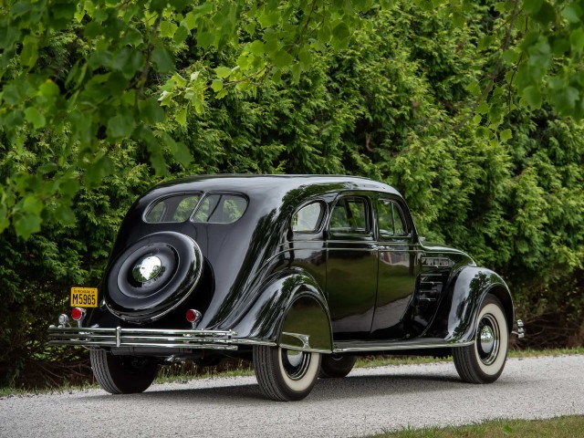 1934 Chrysler Airflow. Автопятница №110