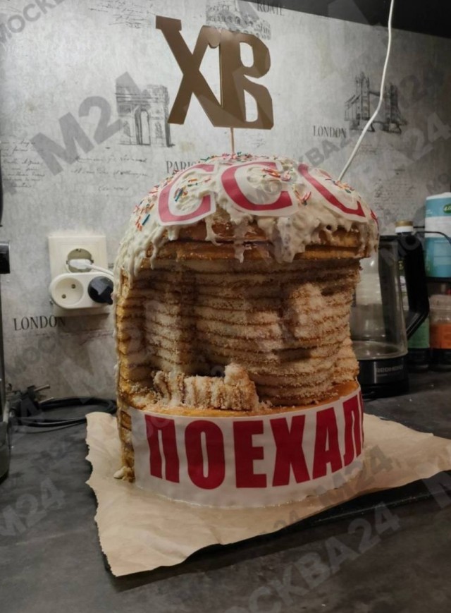 Каких только куличей к Пасхе ни придумывали рестораны и кондитеры