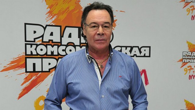 Четвертая грань гранёного стакана: Михаил Муромов - невыносимая легкость бытия