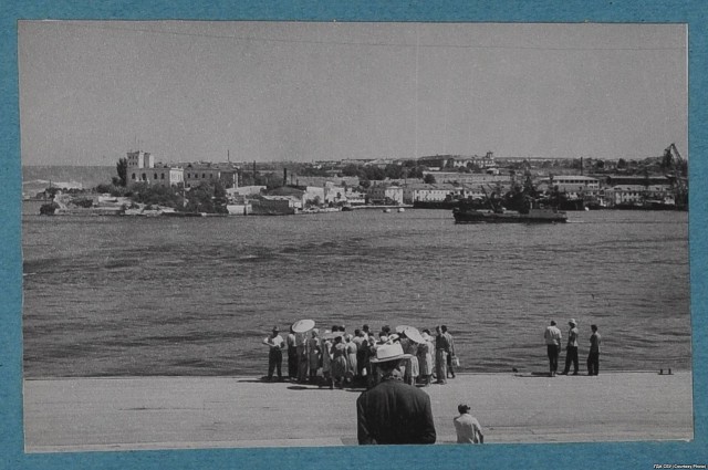 Как французский шпион годами фотографировал СССР, и как его фотографировал КГБ