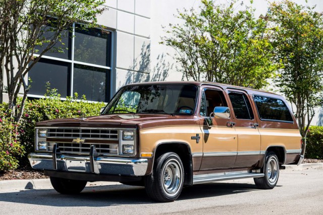 История легенды. Chevrolet Suburban