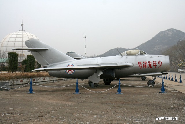 МиГ-15 истребитель первого поколения