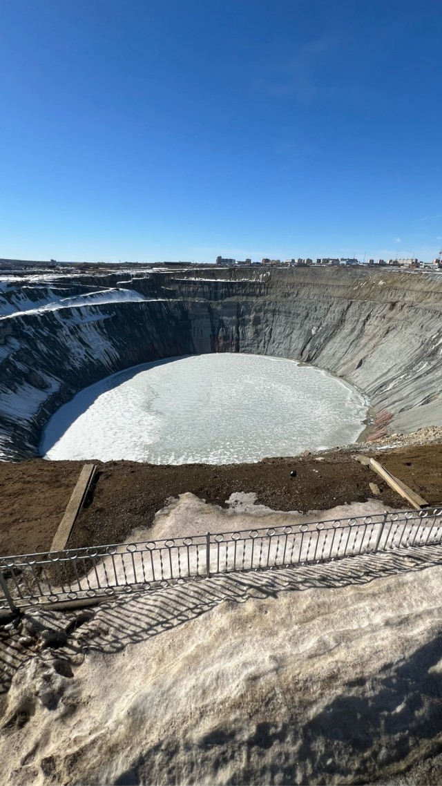 Почему прекратили добычу алмазов на карьере «Мир» в Якутии