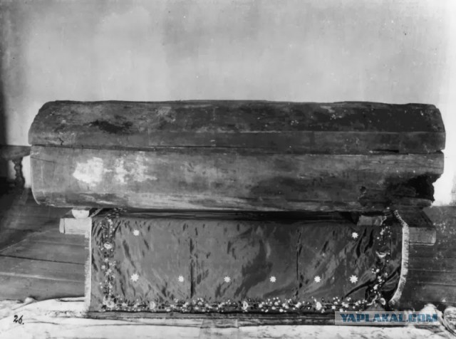 Археологические раскопки на средневековом кладбище