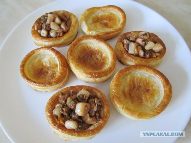 Фуршетный закусочный стол