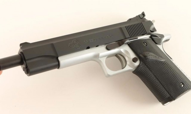 Пистолеты-револьверы 2. Красивых фото пост.