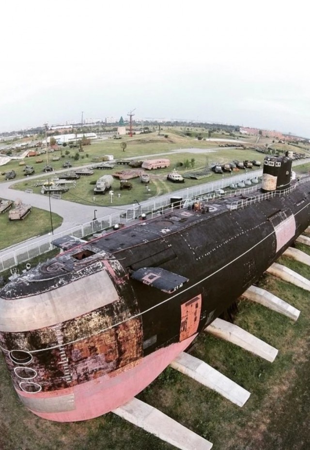Атомная подводная лодка К-19 в Подмосковье