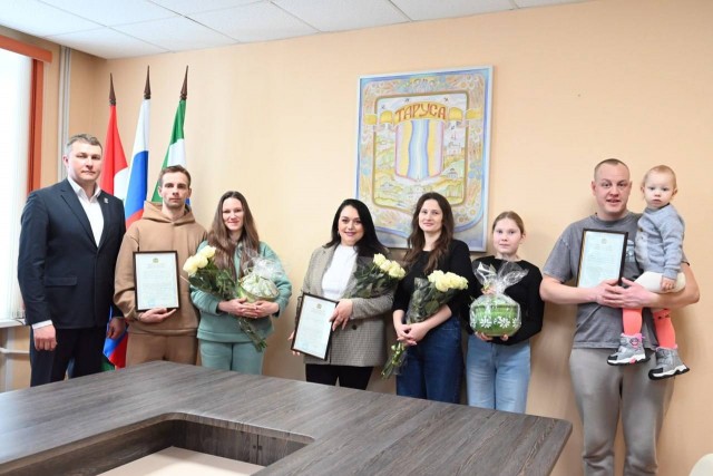 В Калужской области тоже выдали жилищные сертификаты русским многодетным семьям