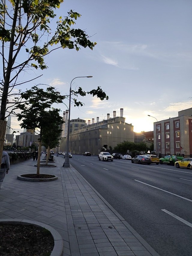 Шляюсь по  Москве
