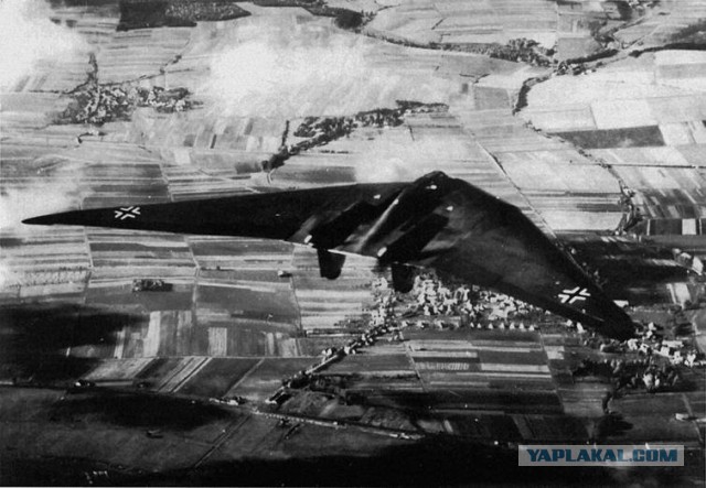 Первый совместный полет БЛА «Охотник» с истребителем Су-57