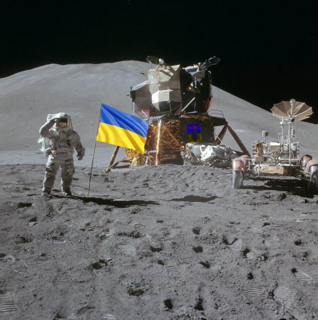 Снимки, заснятые лунной миссией «Аполлон-15»