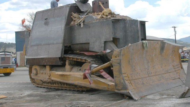 «Трэш» в Троицке продолжается: охрана избивает защитников леса и травит людей перцовым газом