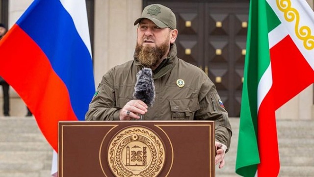 Кадыров заявил об успешной дешайтанизации Украины