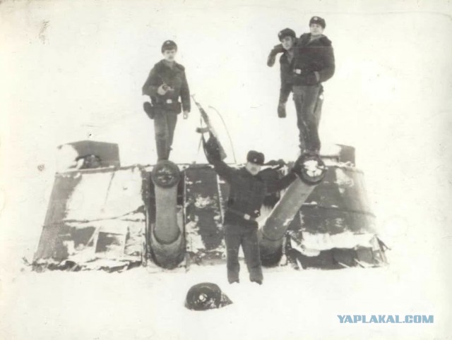 История заброшенной береговой батареи №11. В погребе сохранились снаряды