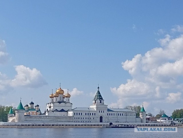 На машине по Золотому кольцу