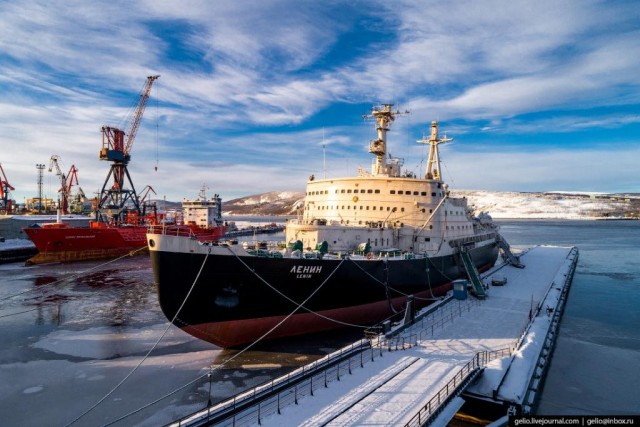 Мурманск с высоты: столица Заполярья и город моряков