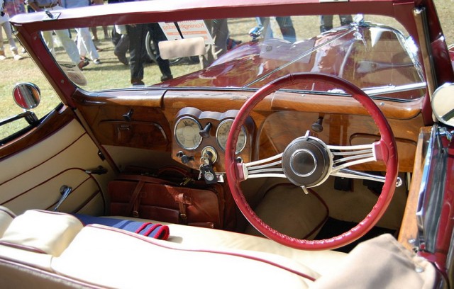 Игра на ЯПе: Угадай АВТО-2