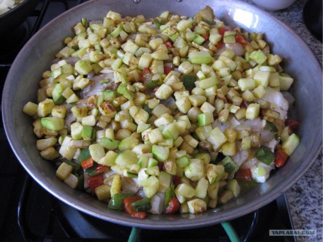 Треска с попугаями