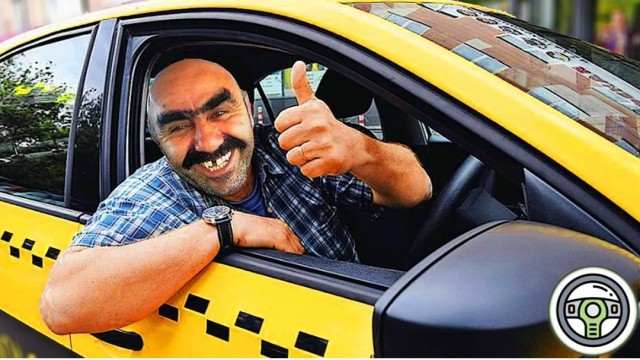 В Вязниках киргиз ограбил бойца СВО в такси на 400 тыс. рублейМужчина сделал онлайн-перевод на свою карту из банка военного