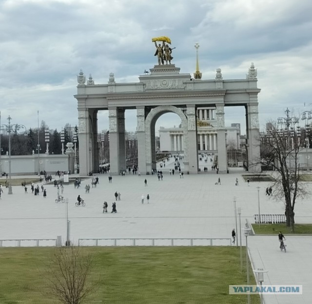 Самая необычная весна в Москве и области 2025 (4 времени года за 2 недели).