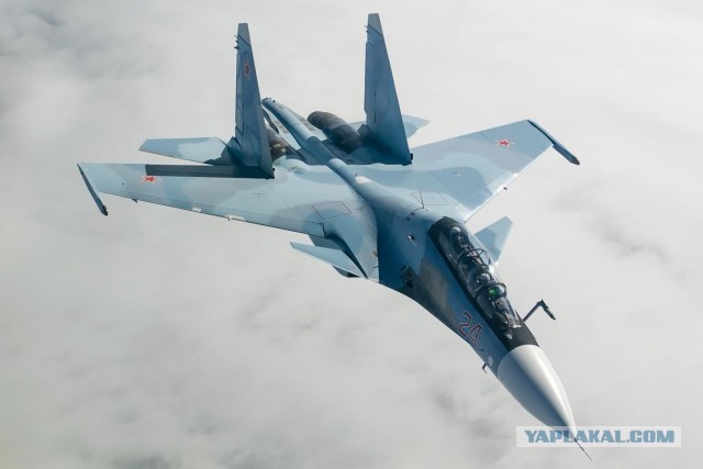 Самолёт Су-30 потерпел крушение под Петрозаводском.