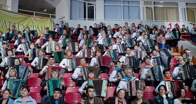 Тем временем в Иране.