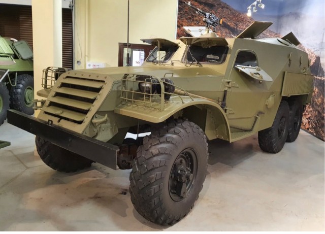 БТР-40: Первая броня советского солдата.
