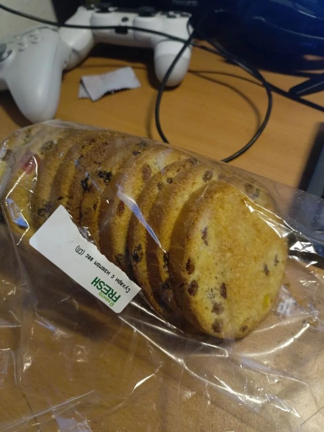 Литературная битва "ЯПлакал" против "Литбесов"