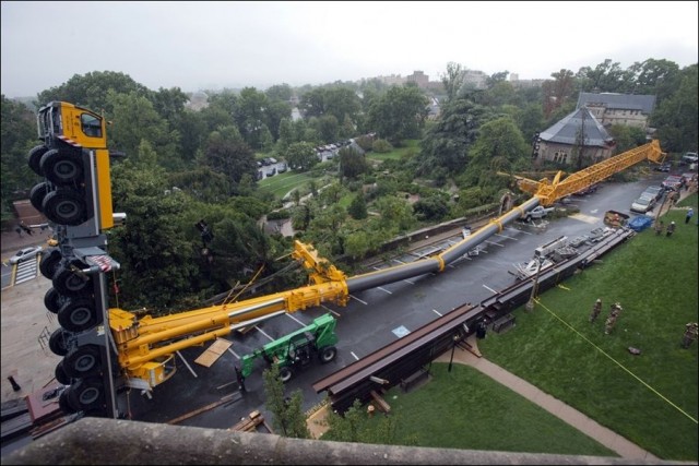 В Вашингтоне рухнул 500-тонный кран