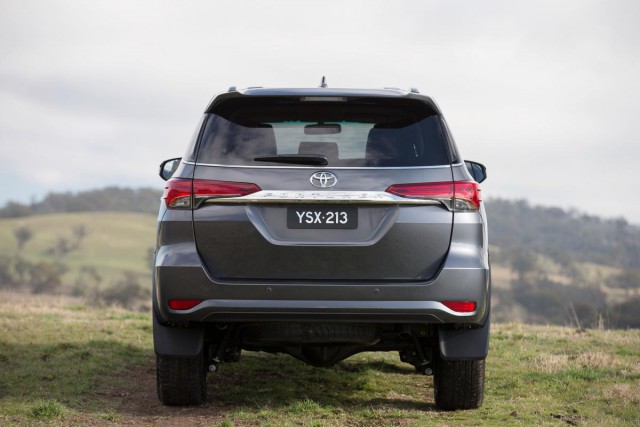 В России будут продавать «младшего брата» Toyota Land Cruiser