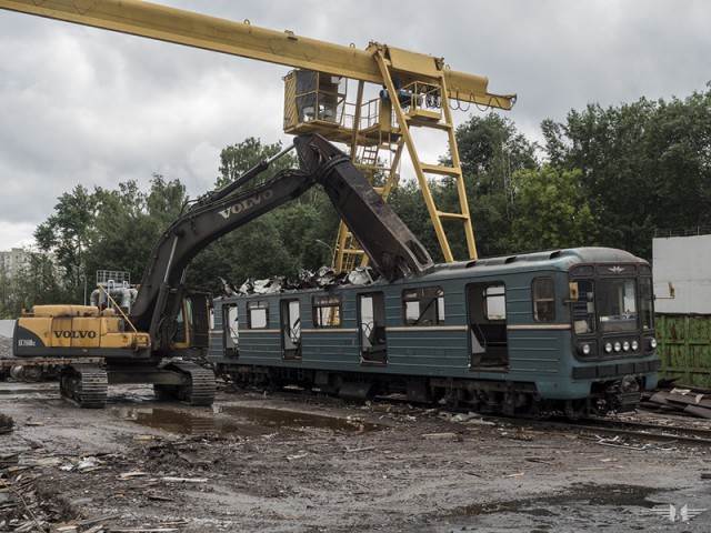 Как умирают вагоны московского метро