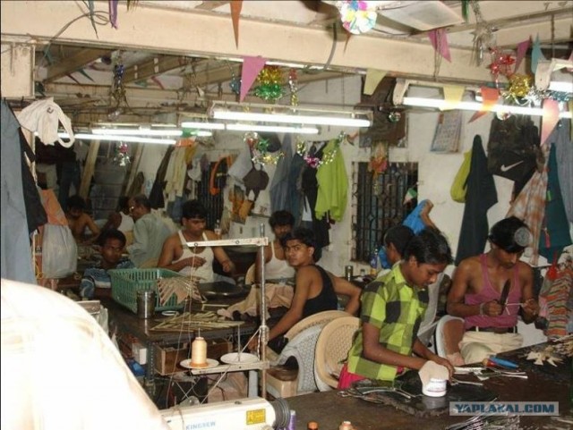 Обувное производство в Индии (25 фото)