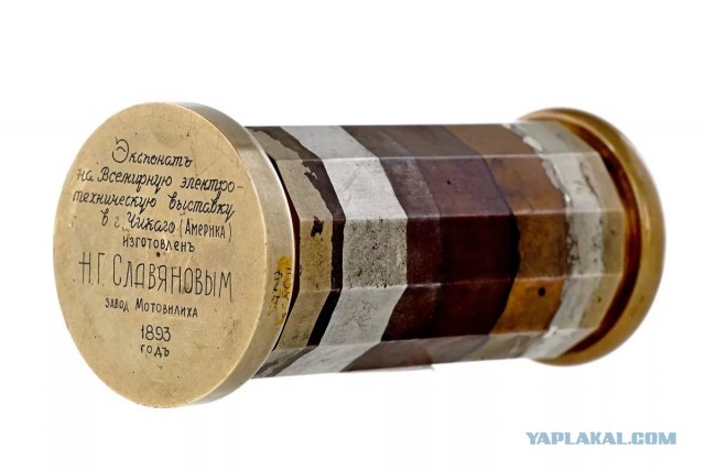 Международная автомобильная выставка в Михайловском манеже. 1913г.