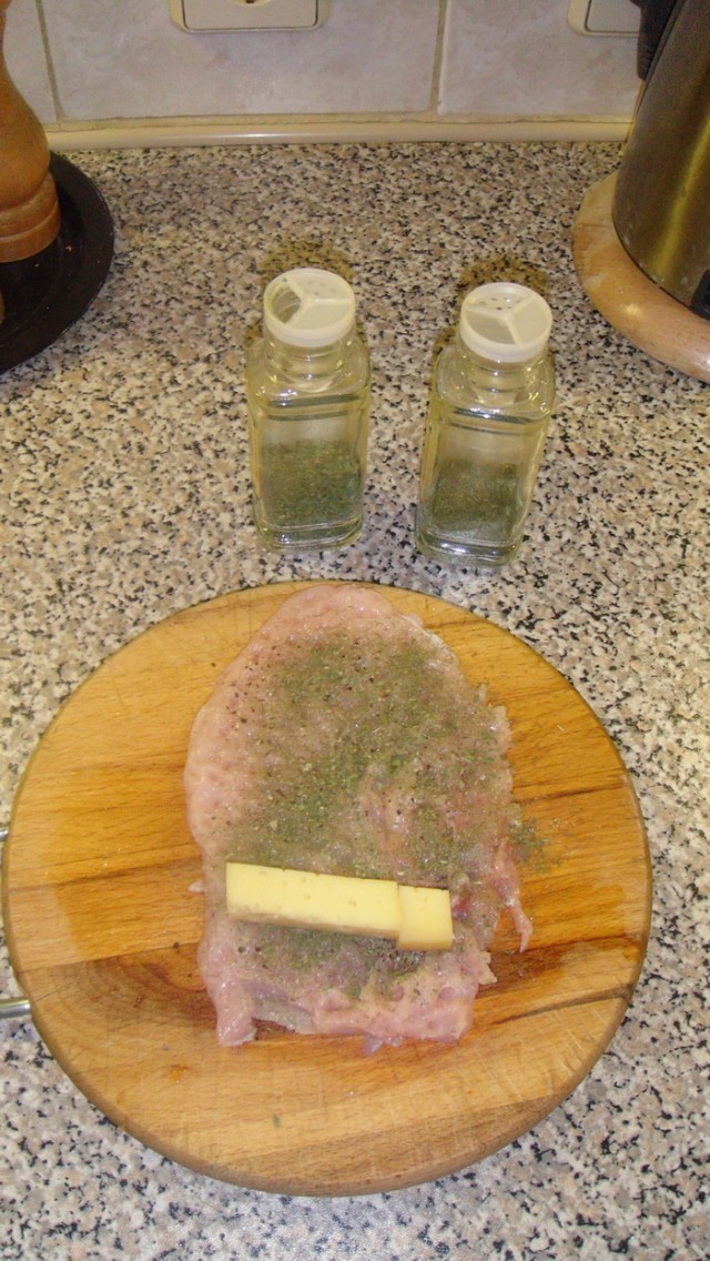 Куриные рулетики.