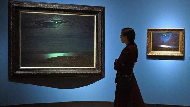 «Лунная ночь на Днепре» Куинджи: почему зрители искали лампочку за картиной?