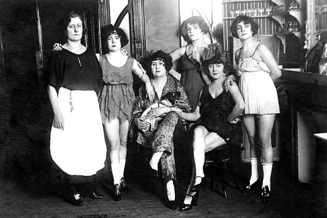 Редкие фотографии с более чем 100 летней историей