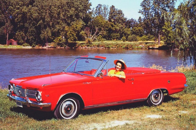 60 лет Plymouth Barracuda