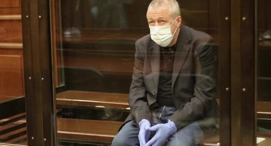 Михаил Ефремов официально подал ходатайство об условно-досрочном освобождении