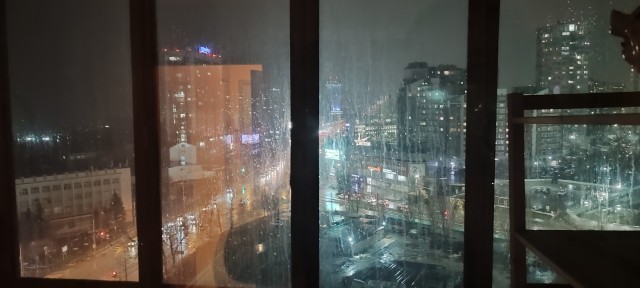 Что видно из окна?