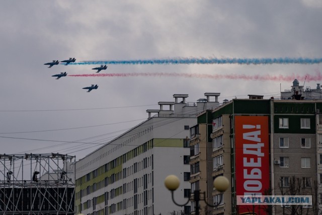 Торжественное шествие раритетной техники в День Победы прошло в Верхней Пышме. Фото
