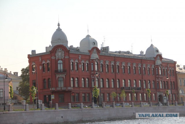 Путешествие по Неве