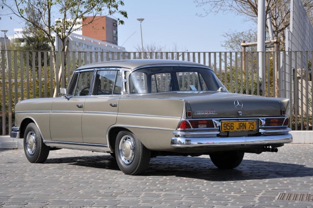 Mercedes-Benz 600.